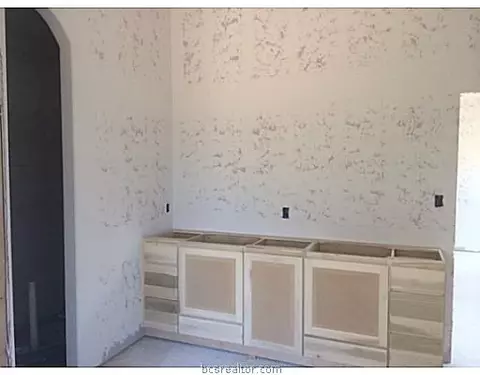 3312 Covington Ct, Bryan, TX 77808 photo 9