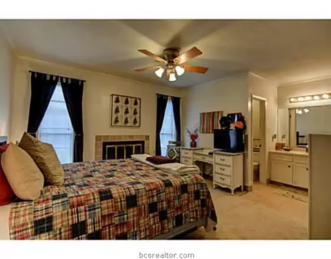 4208 Cheyenne, Bryan, TX 77802 photo 6