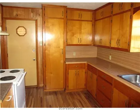 1508 E 28th St, Bryan, TX 77802 photo 6