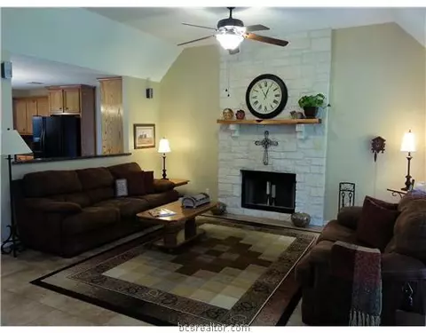 7070 Rye Loop, Bryan, TX 77807 photo 6