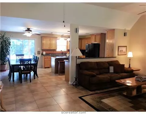 7070 Rye Loop, Bryan, TX 77807 photo 10