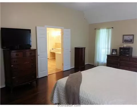 7070 Rye Loop, Bryan, TX 77807 photo 13