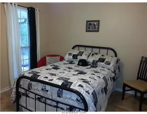 7070 Rye Loop, Bryan, TX 77807 photo 17