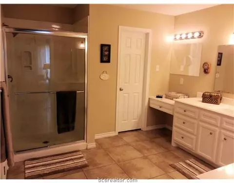7070 Rye Loop, Bryan, TX 77807 photo 14