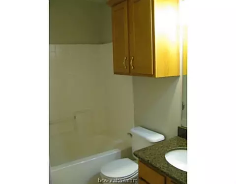 2903 Elise Ln, Bryan, TX 77802 photo 8