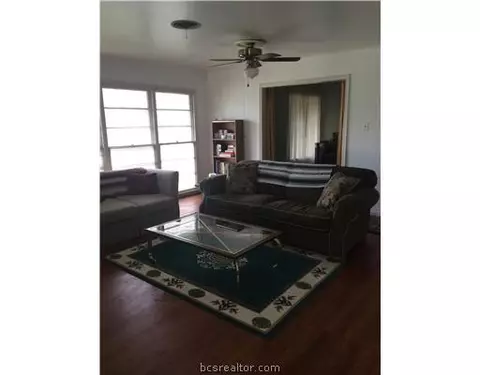 516 Helena St, Bryan, TX 77801 photo 10