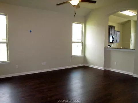 3095 Positano Loop, Bryan, TX 77808 photo 4