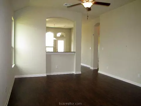 3095 Positano Loop, Bryan, TX 77808 photo 3