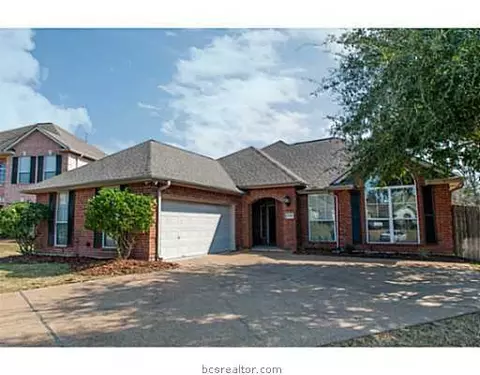 6208 Cromwell Ct, Bryan, TX 77802 photo 1