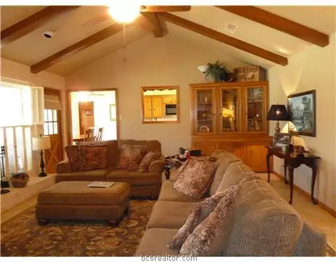 7201 Oak Forest Dr, Bryan, TX 77808 photo 6