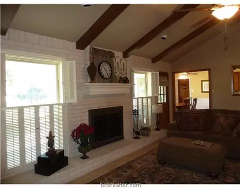 7201 Oak Forest Dr, Bryan, TX 77808 photo 7