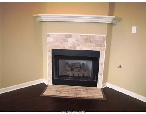 1060 Venice Dr, Bryan, TX 77808 photo 7