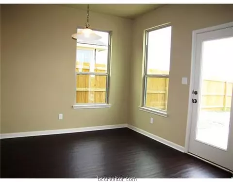 1060 Venice Dr, Bryan, TX 77808 photo 12