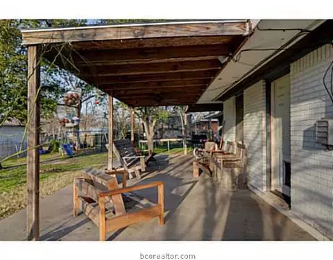 200 Helena St, Bryan, TX 77801 photo 5