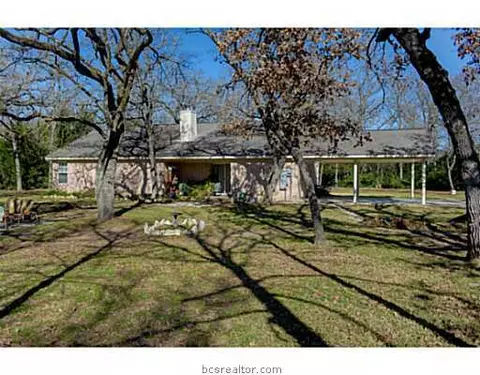 270 Rustic Oaks Dr, Bryan, TX 77808 photo 7