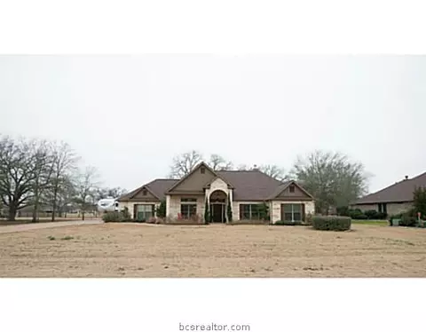 3907 Esquire Ct, Bryan, TX 77808 photo 1