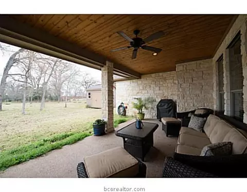 3907 Esquire Ct, Bryan, TX 77808 photo 16