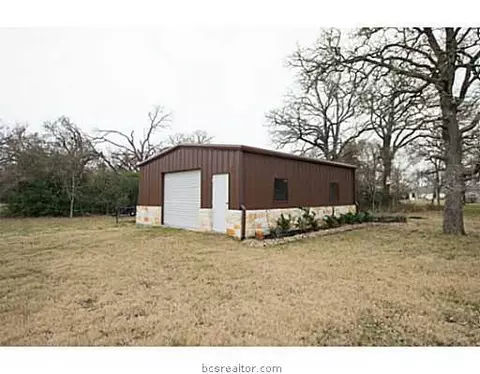 3907 Esquire Ct, Bryan, TX 77808 photo 18