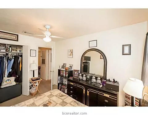 2207 Young Pl, Bryan, TX 77807 photo 12