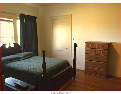 206 E 9th St, Cameron, TX 76520 photo 13