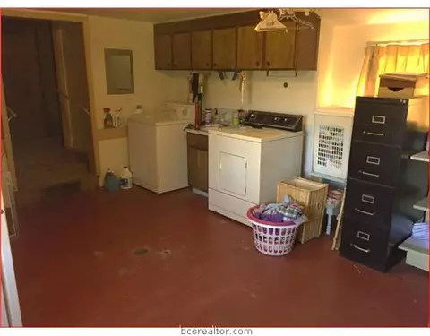 206 E 9th St, Cameron, TX 76520 photo 20