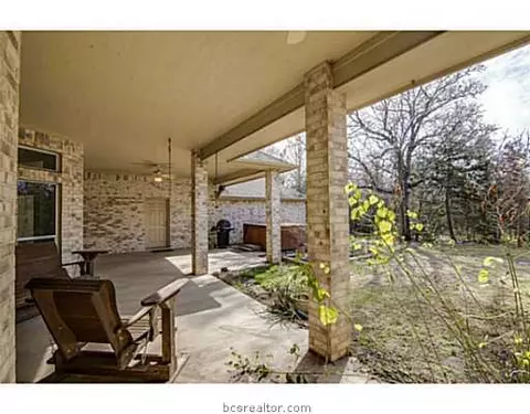 9214 Grassbur Rd, Bryan, TX 77808 photo 18