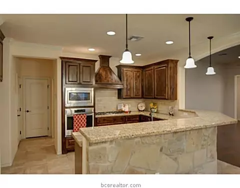 3080 Archer Cir, Bryan, TX 77808 photo 6