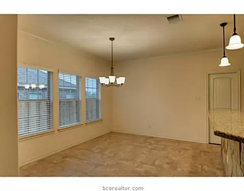 3080 Archer Cir, Bryan, TX 77808 photo 10