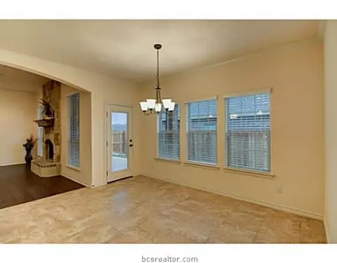 3080 Archer Cir, Bryan, TX 77808 photo 11