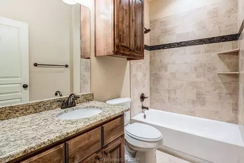 3901 Ambrose Ct, Bryan, TX 77808 photo 9