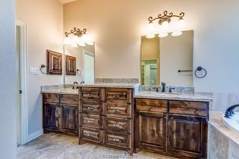 3901 Ambrose Ct, Bryan, TX 77808 photo 20