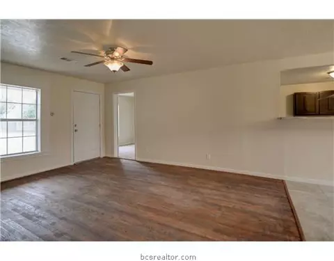 1905 Echols St, Bryan, TX 77801 photo 3