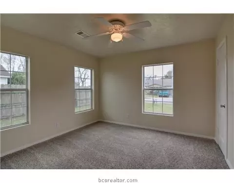 1905 Echols St, Bryan, TX 77801 photo 11