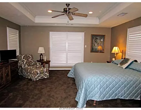 4905 Park Hampton Dr, Bryan, TX 77802 photo 12