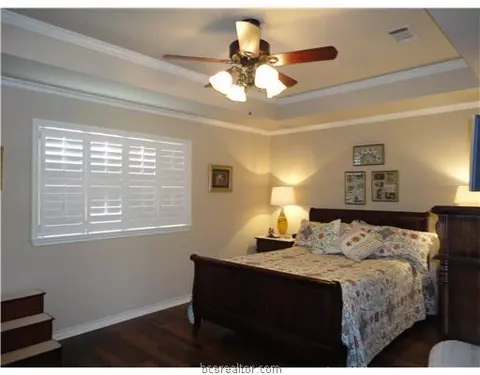6202 Queenslock, Bryan, TX 77802 photo 5