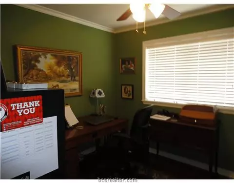 6202 Queenslock, Bryan, TX 77802 photo 9