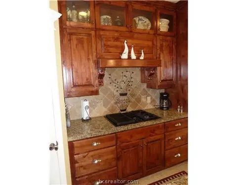 3808 Park Hampton Dr, Bryan, TX 77802 photo 10