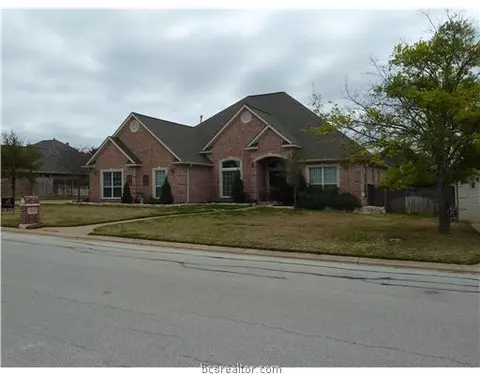 3808 Park Hampton Dr, Bryan, TX 77802 photo 1