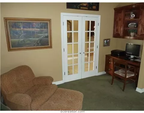 3808 Park Hampton Dr, Bryan, TX 77802 photo 15