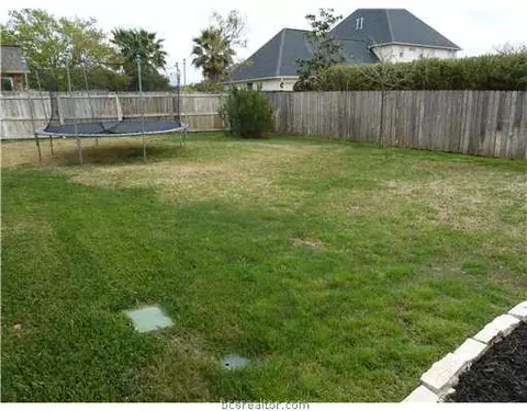 3808 Park Hampton Dr, Bryan, TX 77802 photo 19