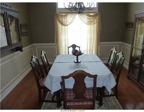3808 Park Hampton Dr, Bryan, TX 77802 photo 8