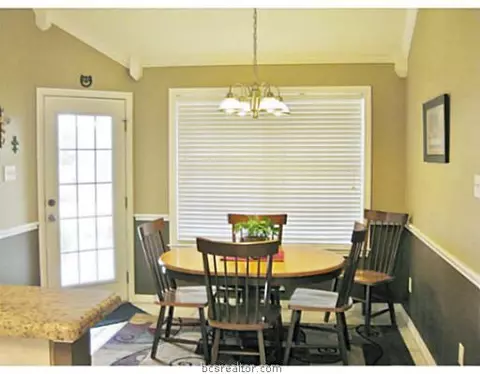 5207 Draycott, Bryan, TX 77802 photo 7