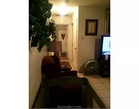 2216 Young Pl, Bryan, TX 77807 photo 8