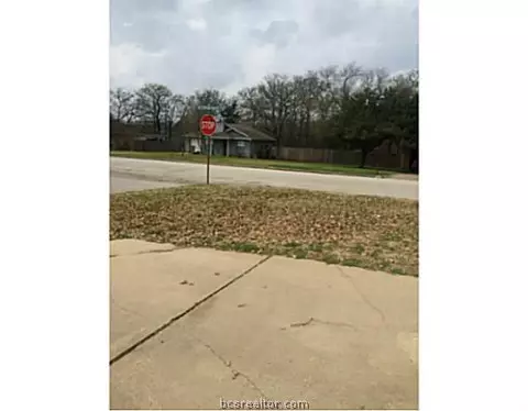 2216 Young Pl, Bryan, TX 77807 photo 24