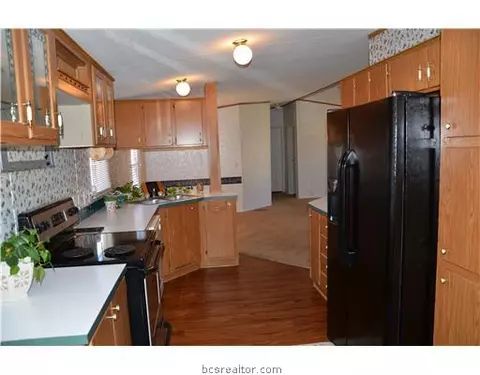 311 S Pine Cir, Pinehurst, TX 77362 photo 5