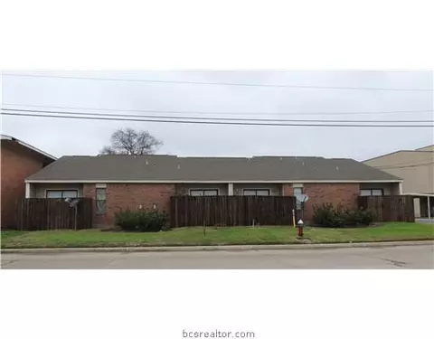 2701 Kent St, Bryan, TX 77802 photo 1