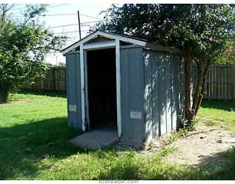 2204 Truman St, Bryan, TX 77801 photo 11