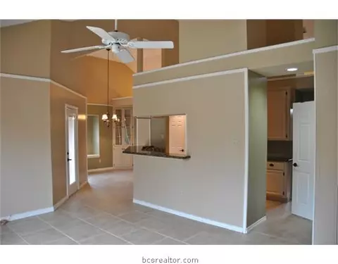 4732 Renwick Dr, Bryan, TX 77802 photo 7