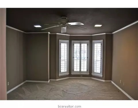 4732 Renwick Dr, Bryan, TX 77802 photo 11