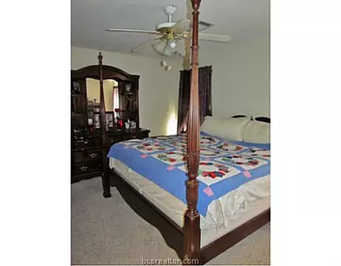 7240 Planters Loop, Bryan, TX 77808 photo 10